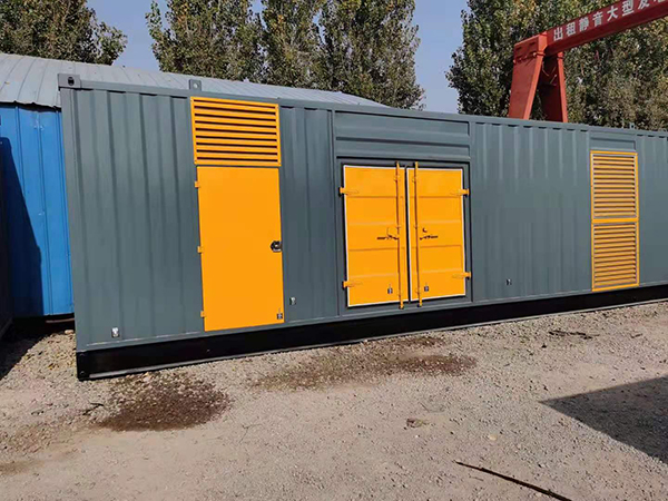 龙川300kw 柴油发电机组用多大的空气开关？