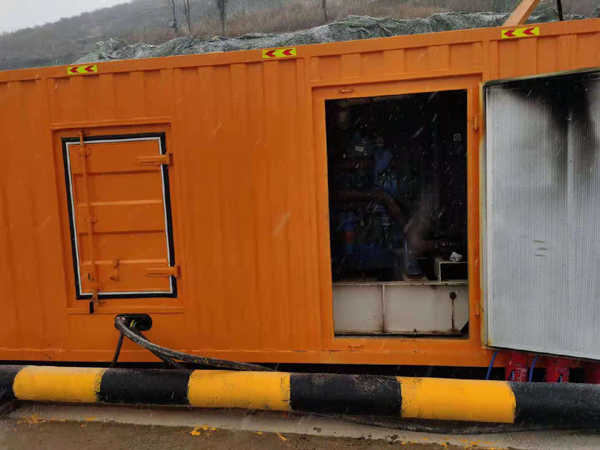 龙川发电机出租 柴油发电机组电压低报警怎么办？