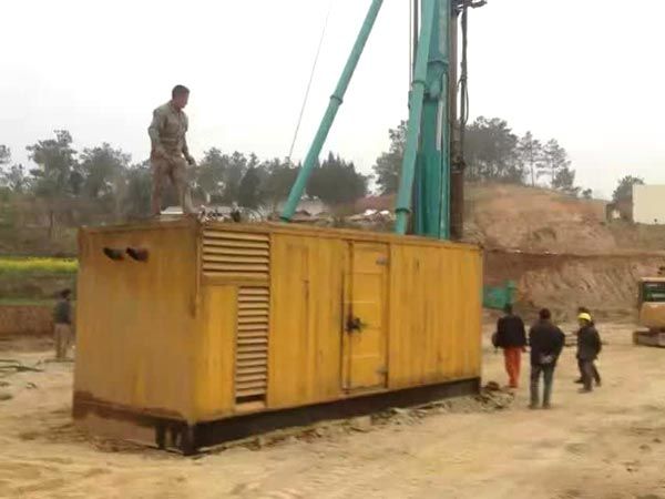龙川如何判断水冷式机油散热器密封件是否需要更换?